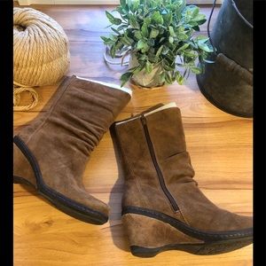 strictly comfort boots